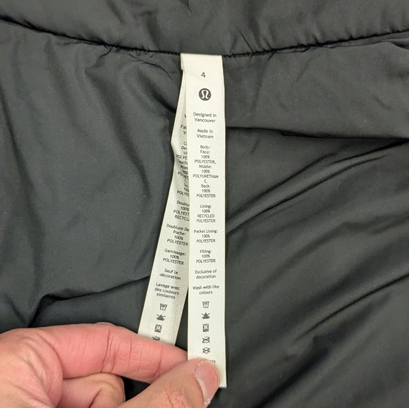 Lululemon Rain rebel insulated jacket - Picture 2 of 13